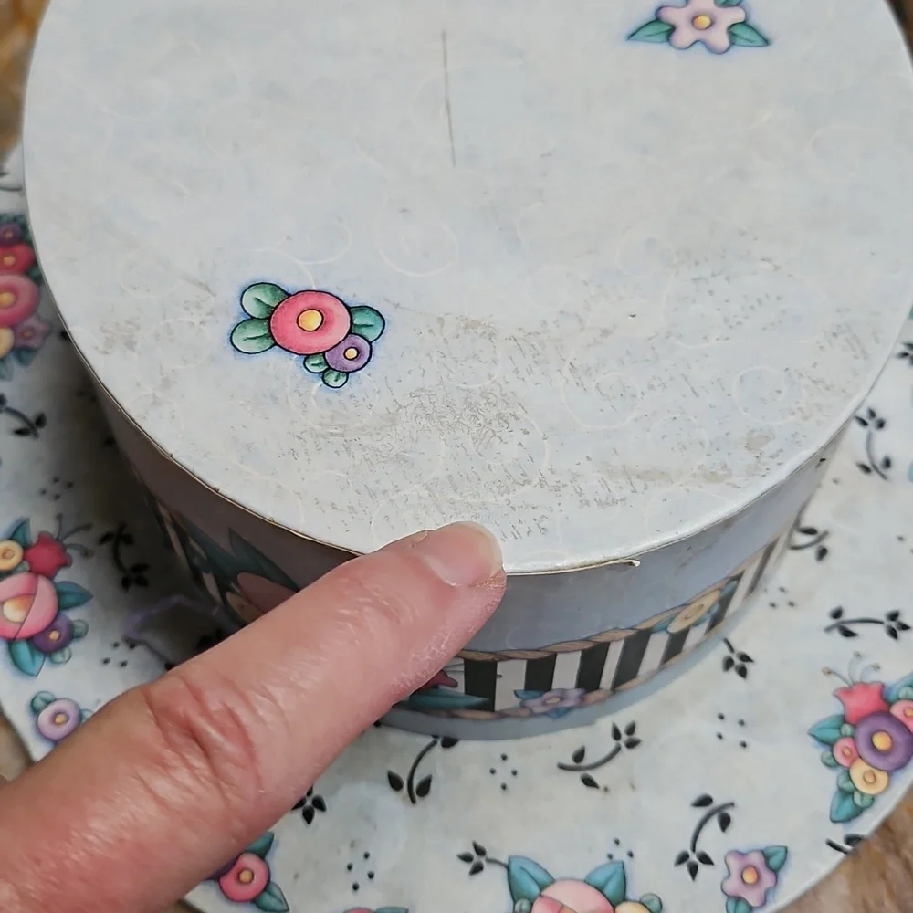 MARY ENGELBREIT Floral Decorative Box with Lid